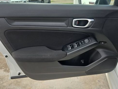 Used 2023 Honda Civic Sport image 10
