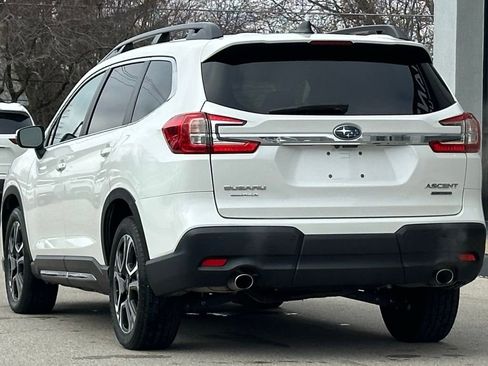 Used 2023 Subaru Ascent Limited image 8