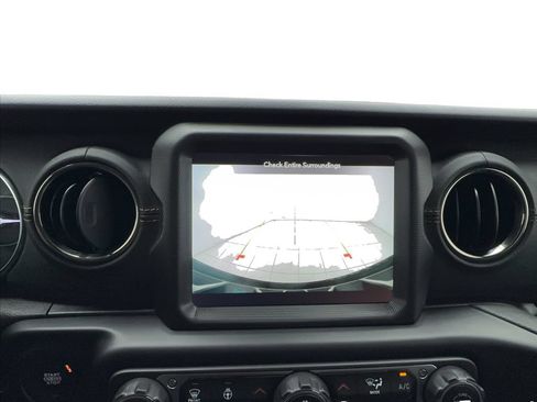 Used 2023 Jeep Wrangler Unlimited Sahara AWD/4WD image 50