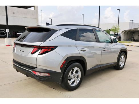 Certified 2024 Hyundai Tucson SEL FWD image 8