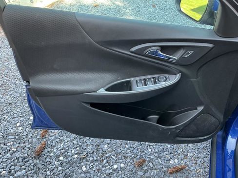 Used 2023 Chevrolet Malibu LT image 9