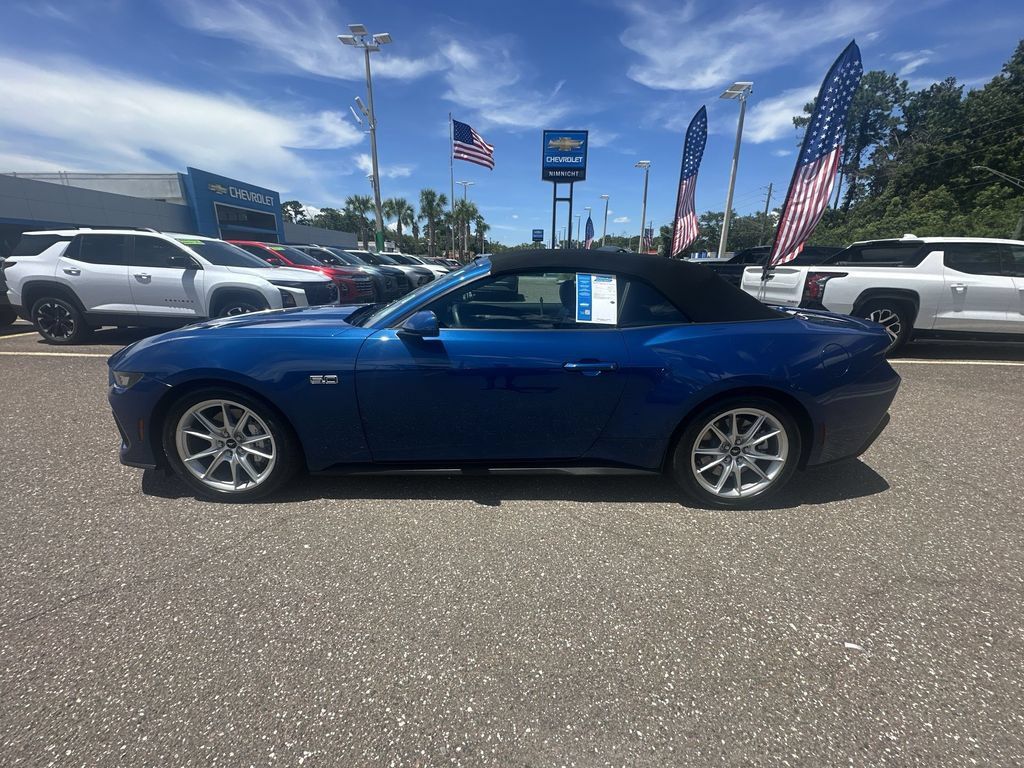 Used 2024 Ford Mustang GT Premium RWD image 13