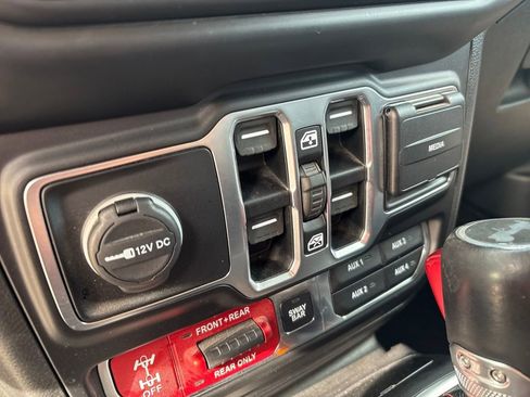 Used 2020 Jeep Wrangler Unlimited Rubicon image 15