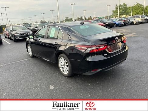 Used 2023 Toyota Camry LE FWD image 14