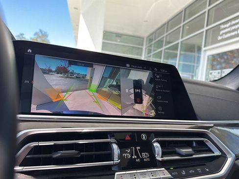 Used 2022 BMW X5 xDrive40i w/ M Sport Package image 20