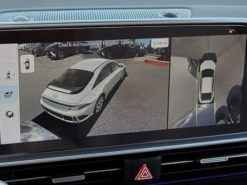 Certified 2024 Hyundai Ioniq 6 Limited RWD image 27