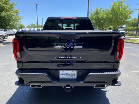 Used 2024 GMC Sierra 1500 Denali Ultimate AWD/4WD image 8