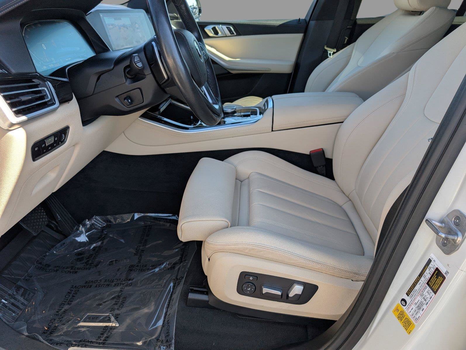 Used 2021 BMW X5 sDrive40i w/ Premium Package RWD image 3