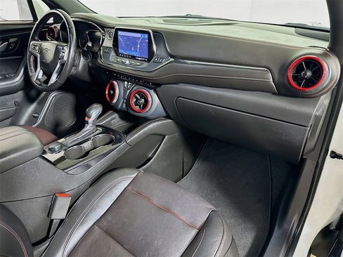 Used 2020 Chevrolet Blazer RS image 27