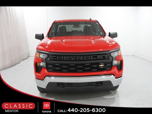 Used 2025 Chevrolet Silverado 1500 W/T w/ WT Value Package RWD image 2