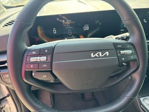 Certified 2026 Kia Sportage LX w/ LX Convenience Package FWD image 22