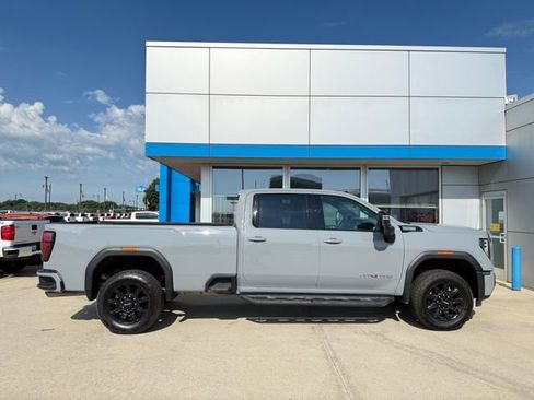 Used 2024 GMC Sierra 2500 AT4 w/ AT4 Preferred Package image 35