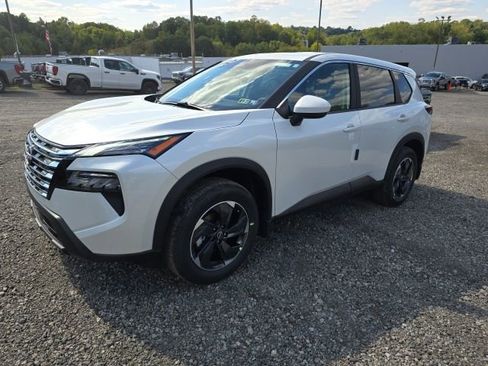New 2026 Nissan Rogue SV AWD/4WD image 1