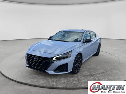 Used 2025 Nissan Altima 2.5 SR w/ SR Premium Package