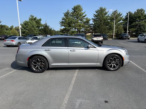 Used 2016 Chrysler 300 S AWD/4WD image 23