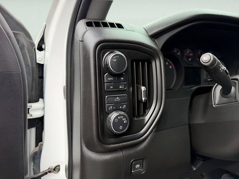 Used 2024 Chevrolet Silverado 1500 Custom AWD/4WD image 22