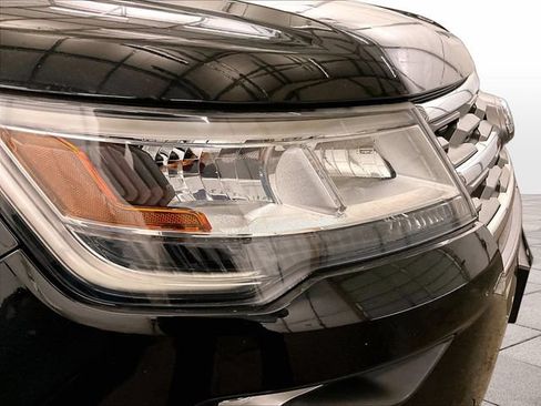 Used 2019 Ford Explorer Limited AWD/4WD image 29