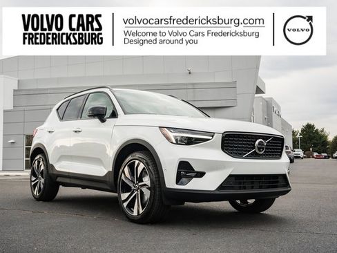 New 2026 Volvo XC40 B5 Ultra w/ Protection Package Premier image 1