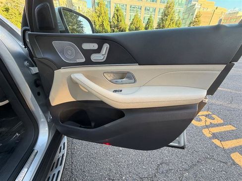 Used 2020 Mercedes-Benz GLE 350 4MATIC image 40