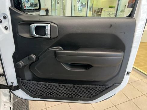 Used 2020 Jeep Wrangler Unlimited Sport AWD/4WD image 22