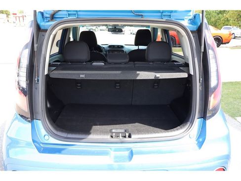 Used 2017 Kia Soul + w/ Designer's Package image 5
