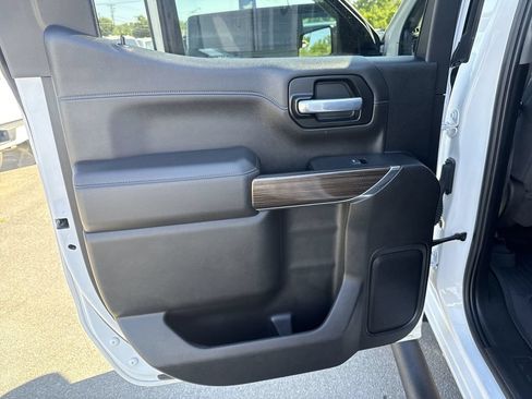 Used 2021 Chevrolet Silverado 1500 LT Trail Boss AWD/4WD image 23