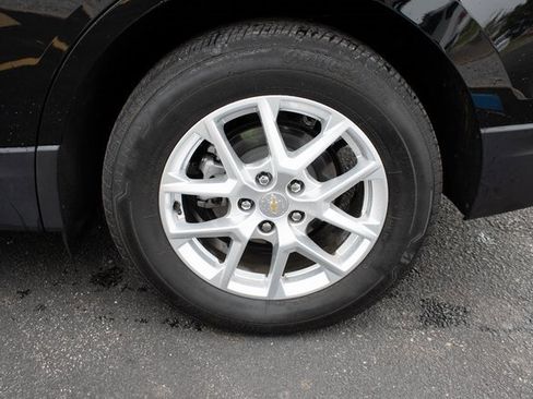 Used 2024 Chevrolet Equinox LT image 9