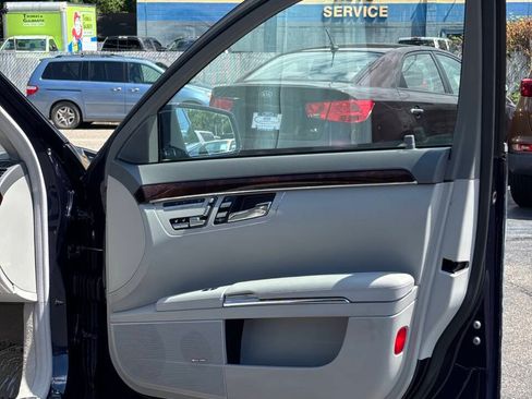 Used 2013 Mercedes-Benz S 550 image 19