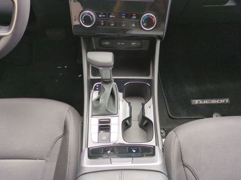 Certified 2022 Hyundai Tucson SEL image 19