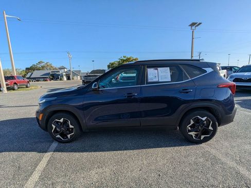 Used 2025 Kia Seltos EX image 5