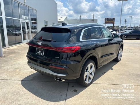 Used 2025 Audi Q5 Premium Plus w/ Premium Plus AWD/4WD image 7