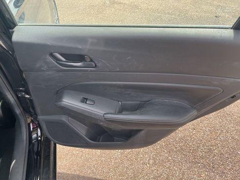 Used 2024 Nissan Altima 2.5 SV image 28