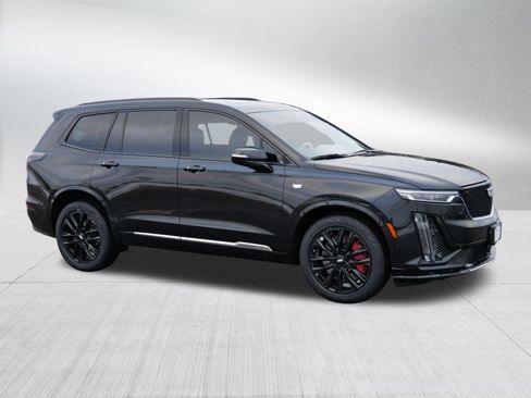 Certified 2024 Cadillac XT6 Sport w/ Technology Package image 8