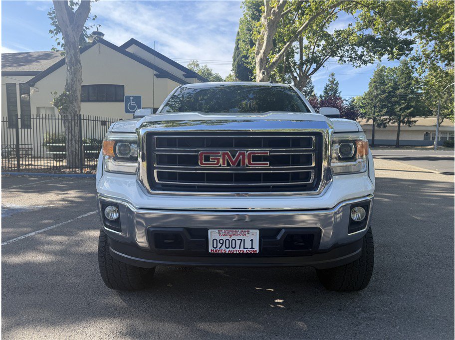 Used 2014 GMC Sierra 1500 SLE w/ SLE Value Package AWD/4WD image 2