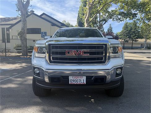 Used 2014 GMC Sierra 1500 SLE w/ SLE Value Package AWD/4WD image 2
