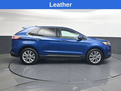 Used 2024 Ford Edge Titanium AWD/4WD image 3
