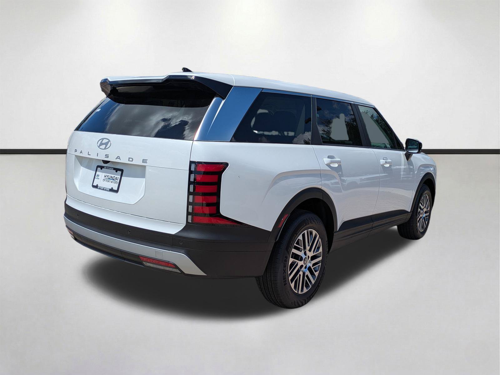 New 2027 Hyundai Palisade SE FWD image 5