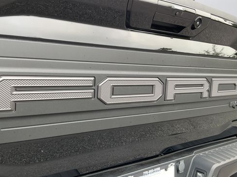 Used 2025 Ford F150 Raptor AWD/4WD image 29