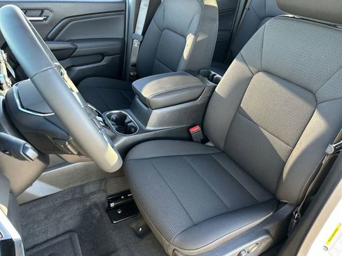 New 2026 GMC Canyon Elevation w/ Convenience Package image 19