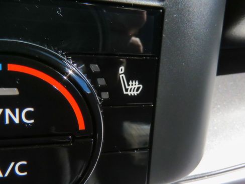 Certified 2023 Nissan Rogue SV w/ SV Premium B Package image 20