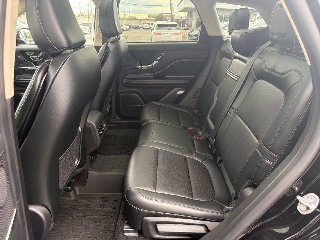 Certified 2024 Lincoln Corsair AWD w/ Equipment Group 101A image 28
