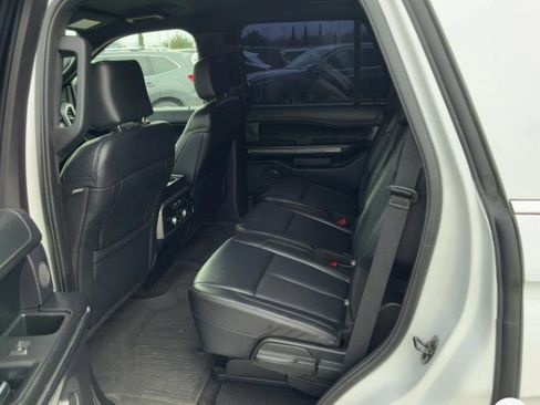 Used 2019 Ford Expedition XLT w/ Equipment Group 202A image 12