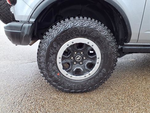 Certified 2024 Ford Bronco Badlands image 7