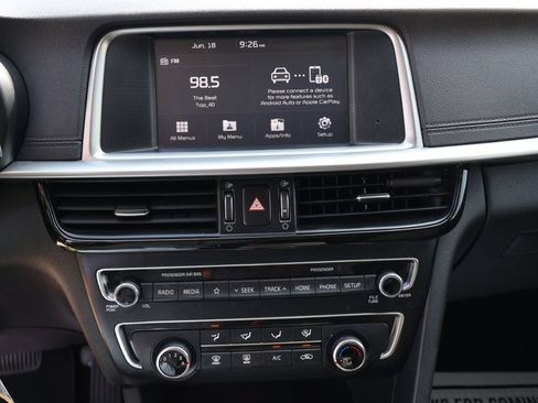 Used 2020 Kia Optima LX FWD image 32