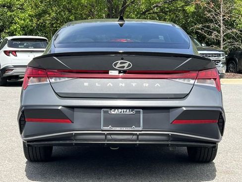 New 2026 Hyundai Elantra SEL Sport Premium FWD image 32