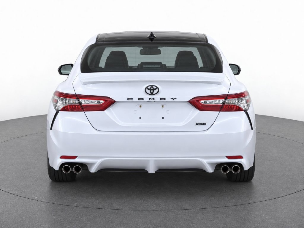 Used 2020 Toyota Camry XSE FWD image 6
