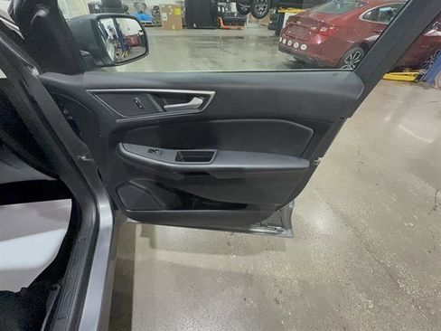 Certified 2022 Ford Edge SEL w/ Convenience Package image 27
