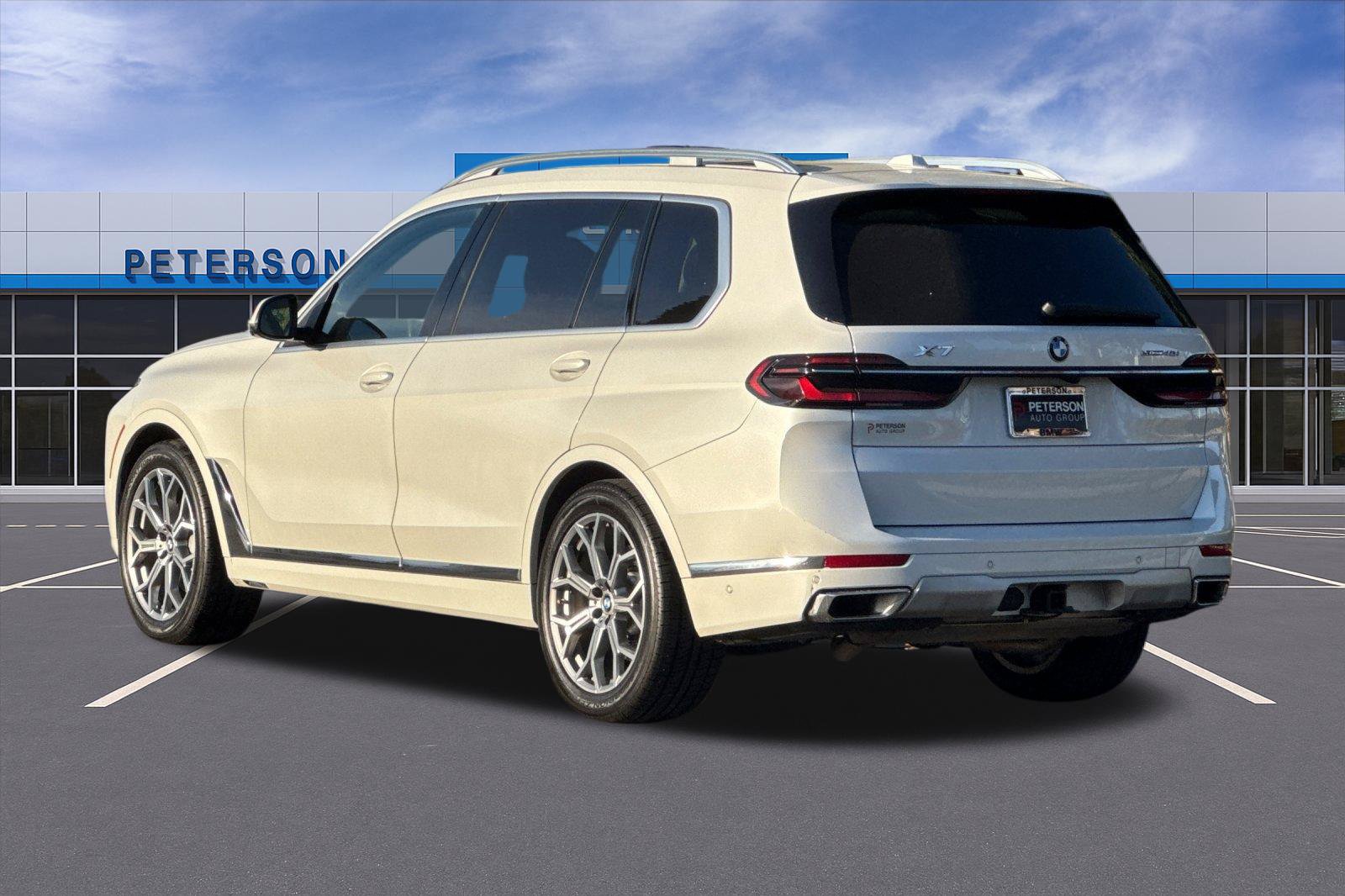 Used 2024 BMW X7 xDrive40i AWD/4WD image 6