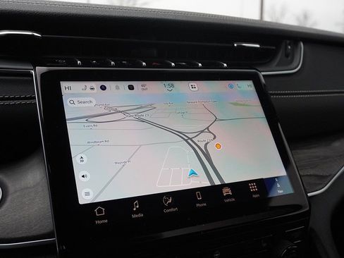 Used 2025 Jeep Grand Cherokee Limited image 47