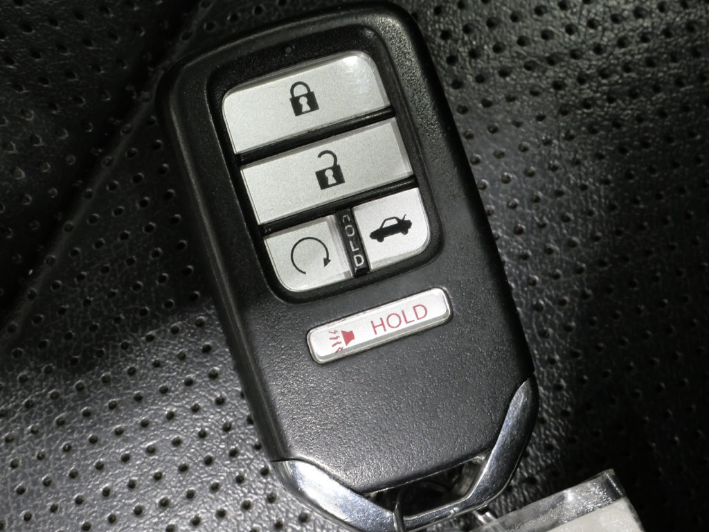 Used 2021 Honda Accord EX-L image 25